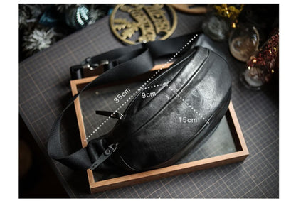 Men's black plant-tanned cow leather crossbody mobile phone bag dimensions 35cm x 15cm x 9cm with adjustable strap — Avenue